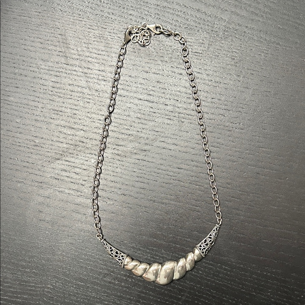 Elegant Silver Necklace